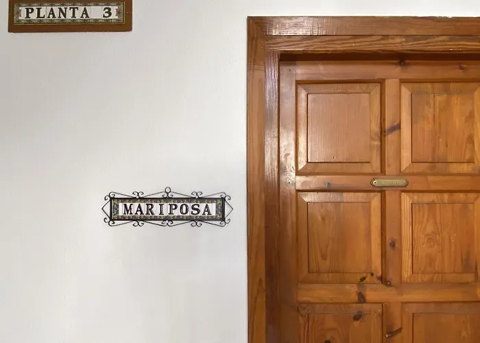 Mariposa Casasol Нерха